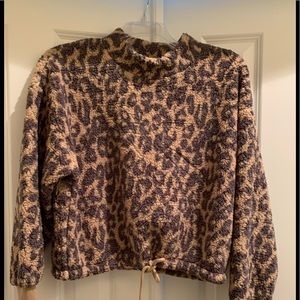 SHERPA ANIMAL PRINT TOP, LARGE